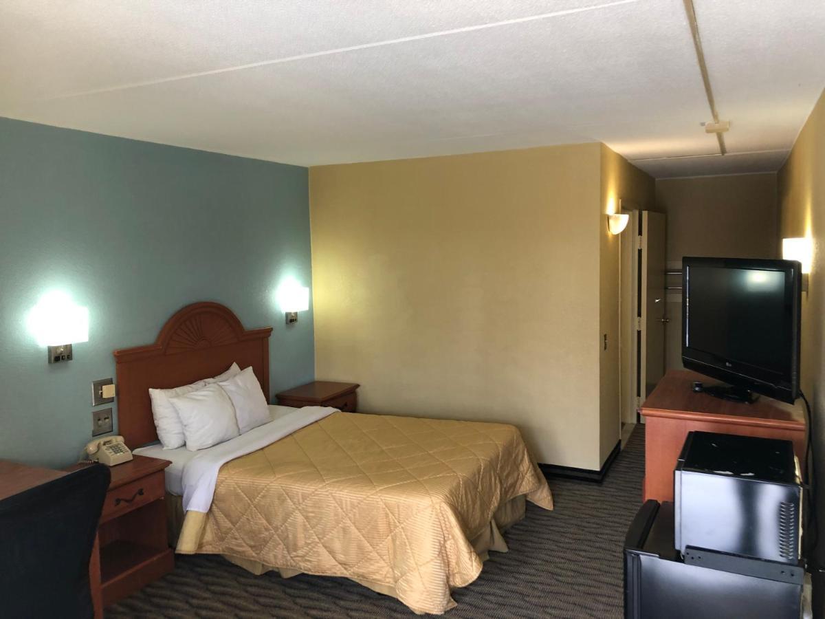 Rodeway Inn Joint Base Andrews Area Camp Springs Dış mekan fotoğraf
