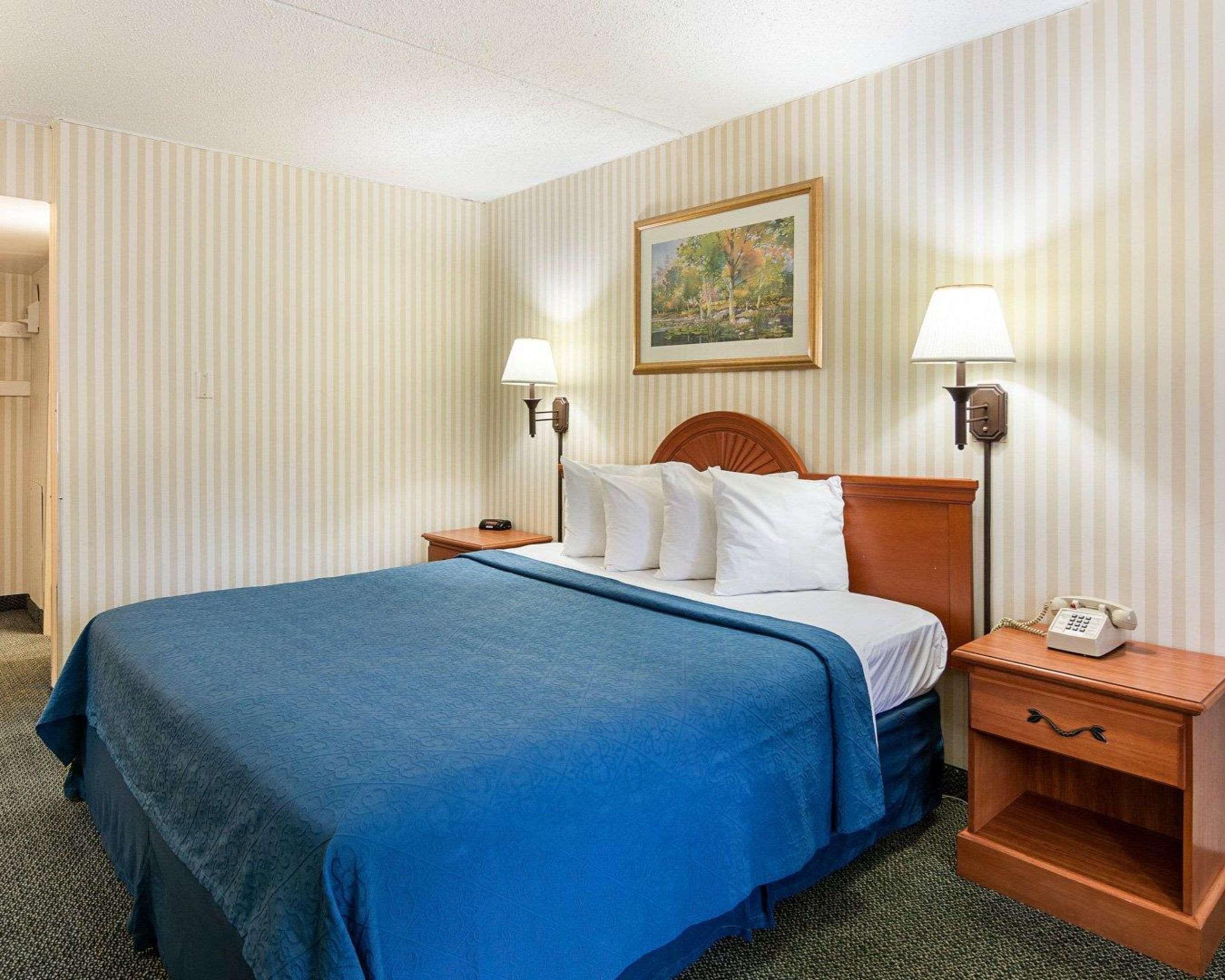 Rodeway Inn Joint Base Andrews Area Camp Springs Dış mekan fotoğraf