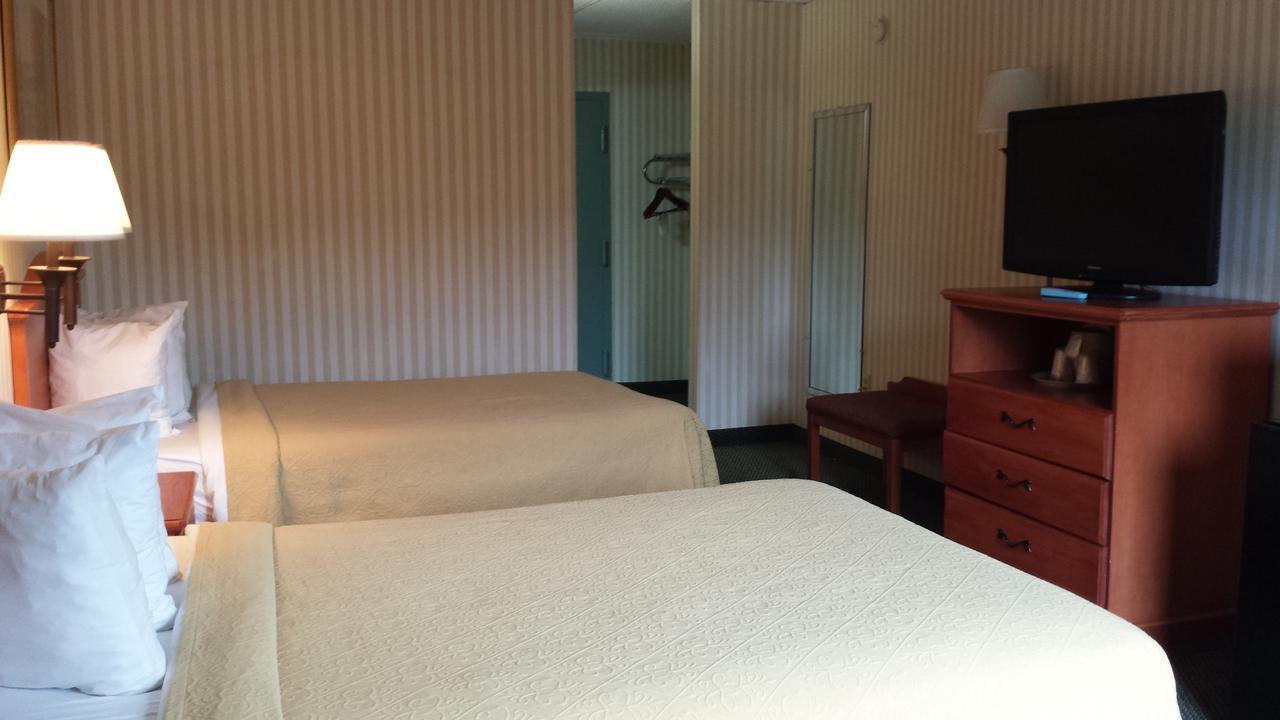 Rodeway Inn Joint Base Andrews Area Camp Springs Dış mekan fotoğraf